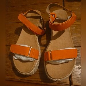 New Women's Orange NB Sun + Stone  Sandals Size 8.5 M In Box Origional P $59.50